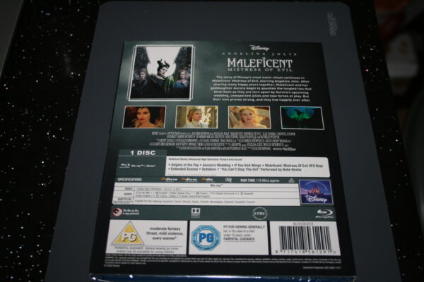 MALEFICENT MISTRESS OF EVIL BLU-RAY BRAND NEW. CERT PG. + SLIP COVER. - Image 2