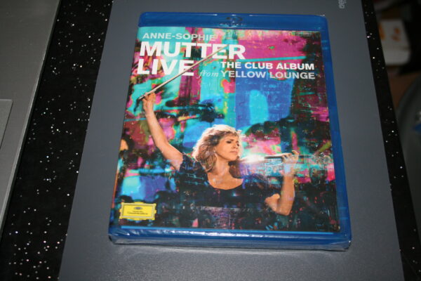 ANNE-SOPHIE MUTTER LIVE THE CLUB ALBUM FROM YELLOW LOUNGE BLU-RAY BRAND NEW. CERT E