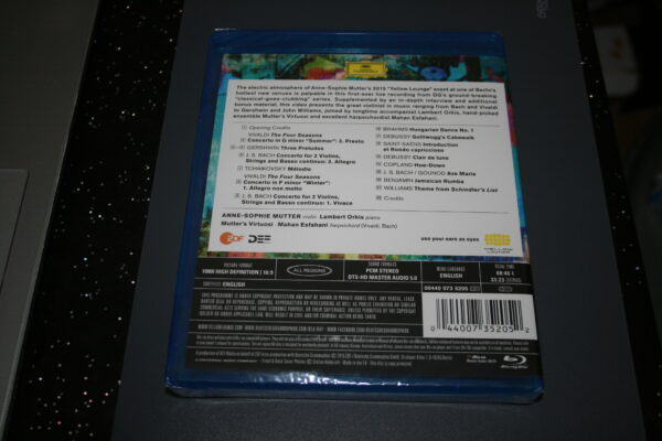 ANNE-SOPHIE MUTTER LIVE THE CLUB ALBUM FROM YELLOW LOUNGE BLU-RAY BRAND NEW. CERT E - Image 2