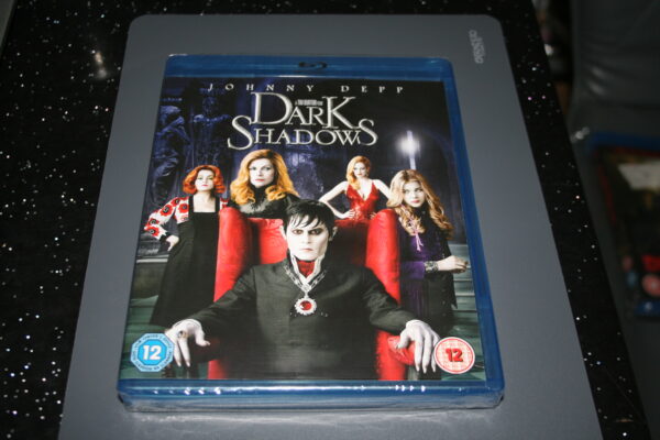 DARK SHADOWS BLU-RAY BRAND NEW. CERT 12.