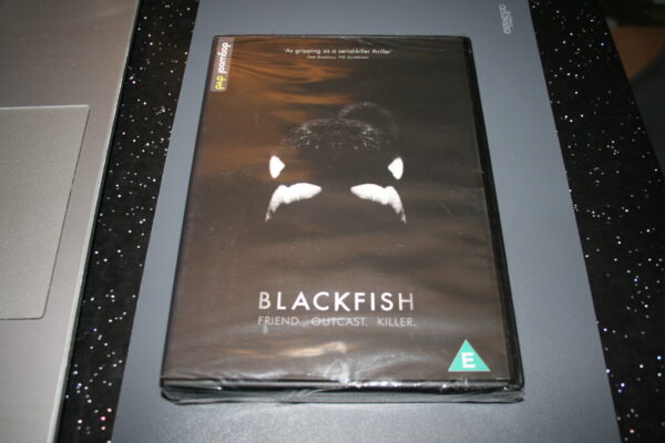 BLACKFISH (DVD, 2013) BRAND NEW. CERT E.