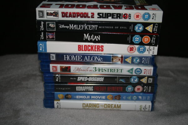 CHRISTMAS BUNDLE LOT 11 X10 BRAND NEW. CERT E-15. - Image 2