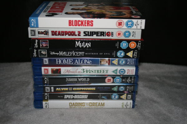 CHRISTMAS BUNDLE LOT 12 X 10 BRAND NEW. CERT E-15. - Image 2