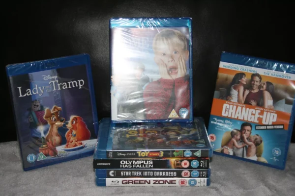 BLU-RAY CHRISTMAS BUNDLE NO 1 BRAND NEW CERT U-15