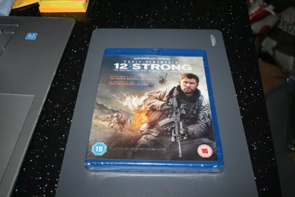 12 STRONG (BLU-RAY, 2018) BRAND NEW. CERT 15.