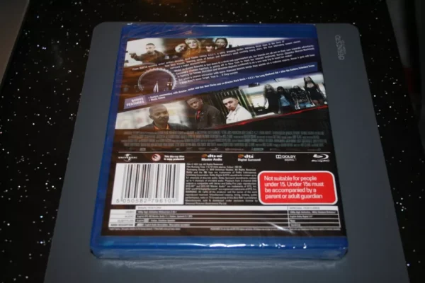 4.3.2.1. (BLU-RAY, 2010) BRAND NEW. CERT 15. AUSTRALIAN EDITION. REGION B - Image 2