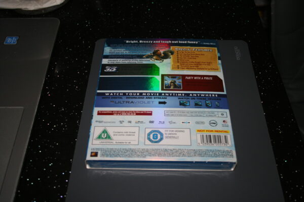 ICE AGE 4 CONTINETAL DRIFT (3D + 2D BLU-RAY, 2013) BRAND NEW. CERT U. + SLIP COVER. - Image 2
