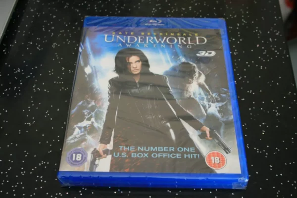 UNDERWORLD AWAKENING ( 3D + 2D BLU-RAY, 2012) BRAND NEW. CERT 18.