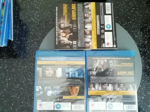 Homeland the Complete 1&2 Seasons BOX SET (Blu-ray, 2012 + 2013) Brand New. Cert 15. - Image 2