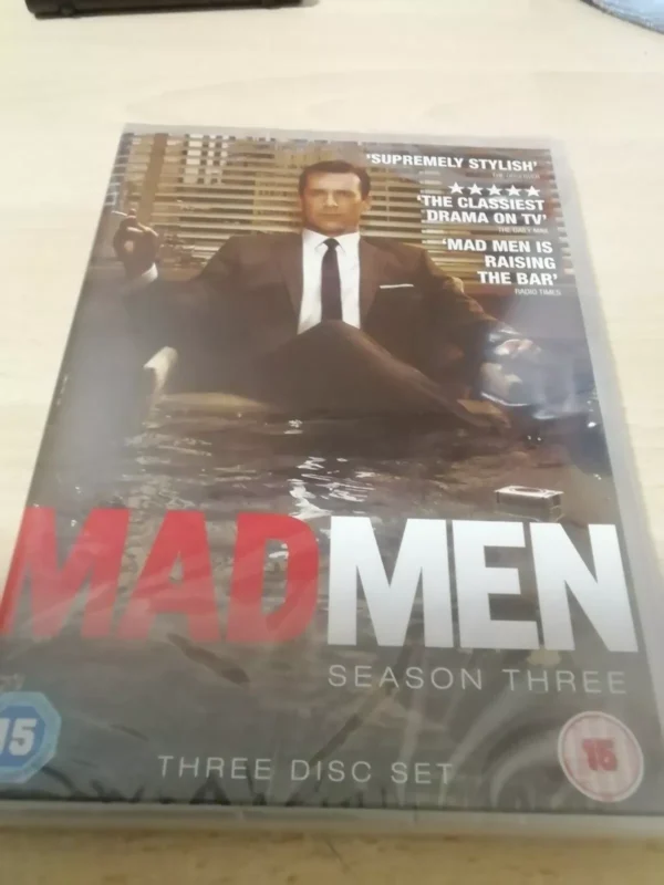 Mad Men - Series 3 -Complete (DVD, 2010, 3-Disc Set) Brand New. Cert 15.