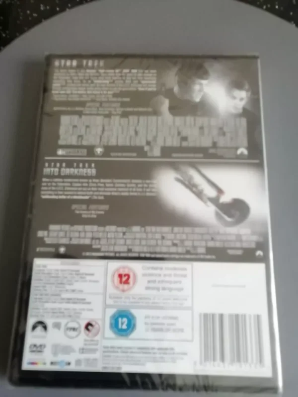 Star Trek / Star Trek Into Darkness (dvd, 2013, 2-discs) Brand New. CERT 12. - Image 2