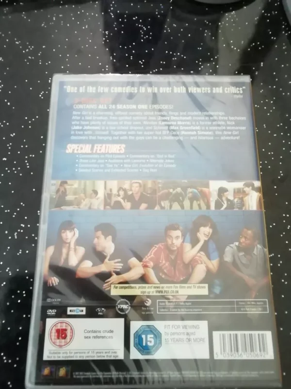 New Girl - Series 1 - Complete (DVD, 2012, 3-Disc Set) Brand New. Cert 15. - Image 2
