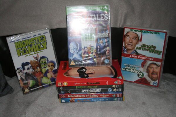 CHILDREN DVD BUNDLE 2 X 11-MOVIES BRAND NEW. CERT U-PG.