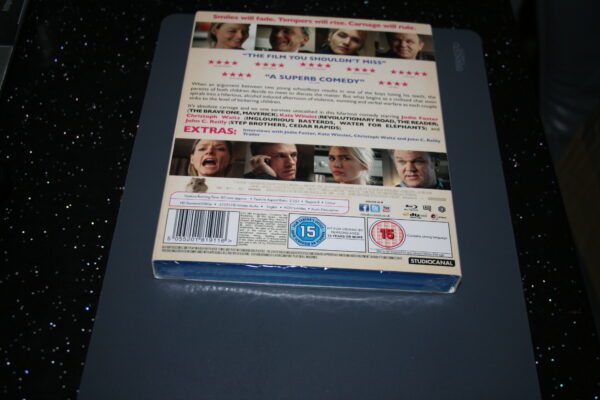 Carnage (Blu-ray, 2012) Brand New. Cert 15. + Slip Cover. - Image 2
