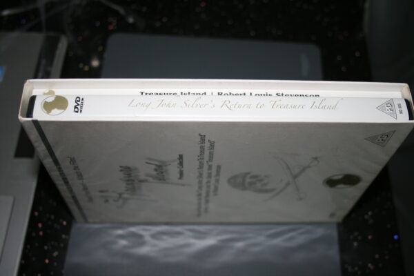 The Treasure Island Premier Collection BOX SET (DVD + Novel, 2006) New. Cert PG. - Image 2