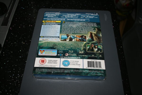 Pirates Of The Caribbean - On Stranger Tides (Blu-ray 3D + 2D, 2011) New. Cert 12. - Image 2