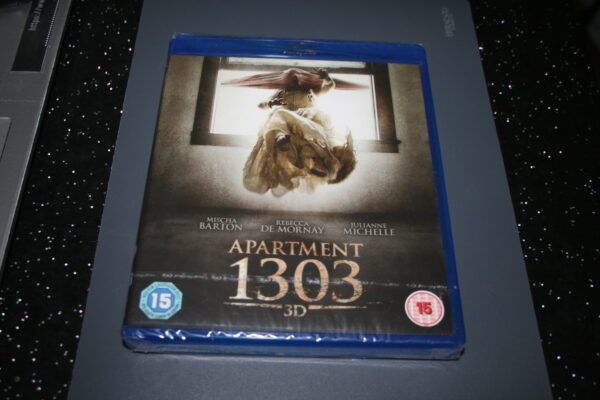 Apartment 1303 (Blu-ray 3D, 2013) Brand New. Cert 15.
