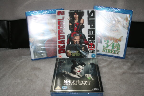 Offer Bundle x 4 Blu-ray Brand New. Cert U-15. - Image 2
