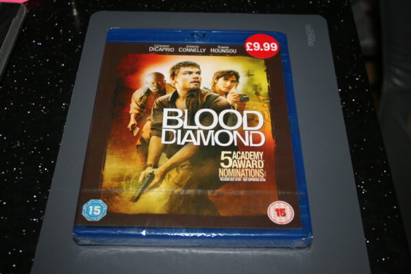 Blood Diamond (Blu-ray, 2007) Brand New. Cert 15.