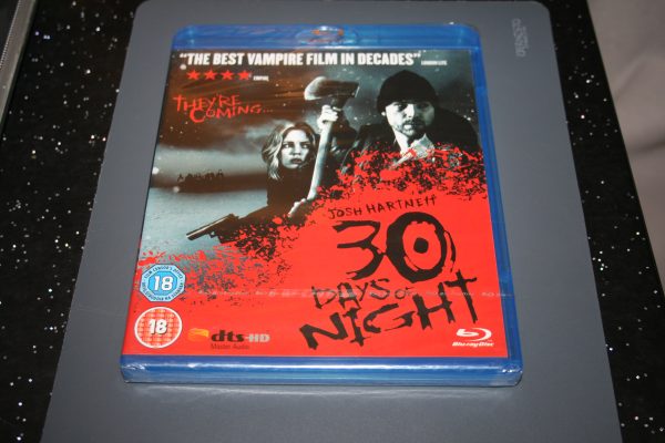 30 Days Of Night (Blu-ray, 2008) Brand New. Cert 18.