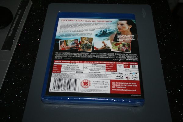 A Perfect Getaway (Blu-ray, 2010) Brand New. Cert 15. - Image 2