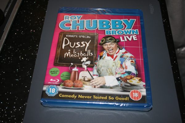 Roy Chubby Brown Live - Pussy And Meatballs (Blu-ray, 2010) New. Cert 18.