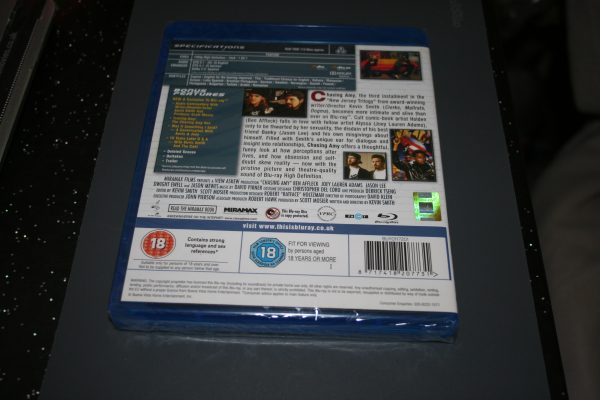 Chasing Amy (Blu-ray, 1997) Brand New. Cert 18. - Image 2