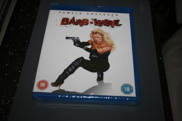 Barb Wire Blu-ray (2017) Brand New. Cert 18.